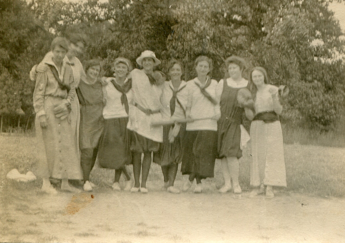 women-s-baseball-game-1_orig